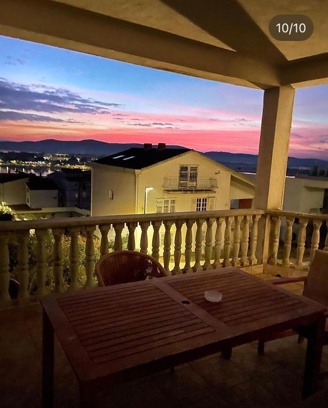 Apartmani Nina Sibenik Ngoại thất bức ảnh